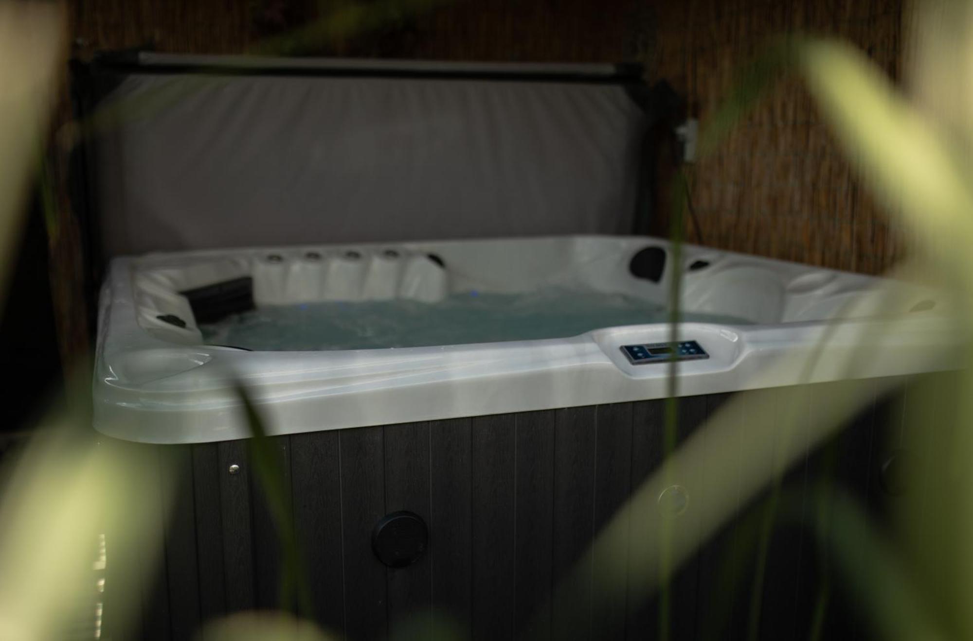 Drents Genieten - Riegheide Met Prive Jacuzzi Βίλα Erm Εξωτερικό φωτογραφία